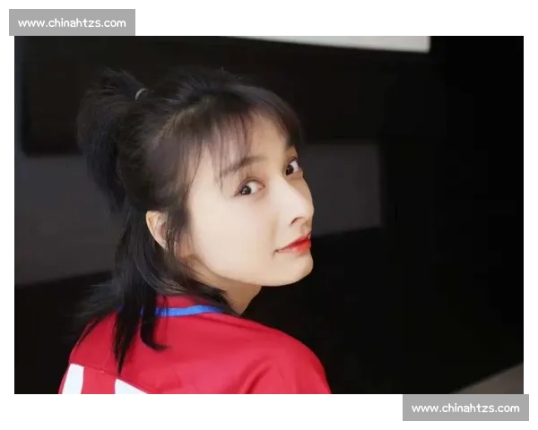 建模脸暴击!这张脸为何能射中心巴? 建模脸暴击!这张脸为何能射中心巴?