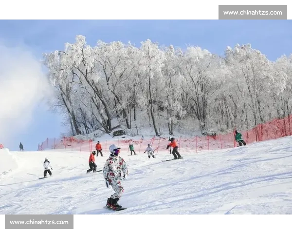 冰雪季倒计时！多地滑雪场造雪声起迎开板